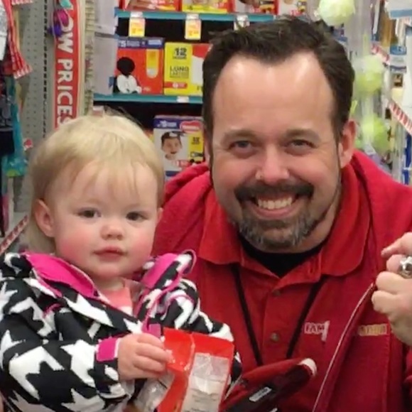 Meet your Posher, Krista - Picture 1 of 1